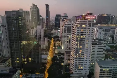 Image de Luxury 2 Bedroom Apartment With Balcony - Easy Access To Bangkok'S Best Life