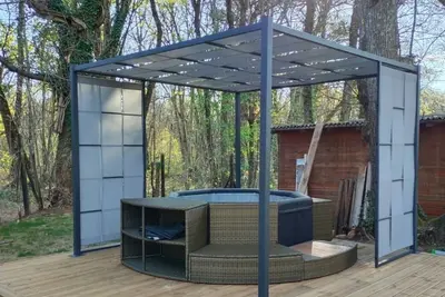 Image de Zenforest – Chalet avec Spa & Piscine au Cœur du Périgord