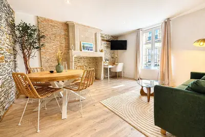Image de Appartement élégant et confortable en plein centre • 4 pers