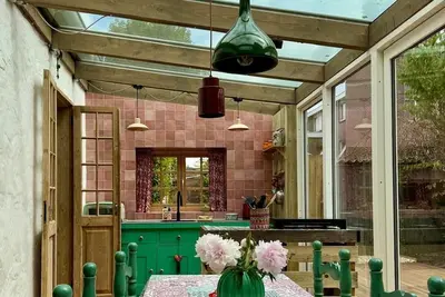 Image de Mediterranean cottage of Guesthouse In the Monkey - Casa del Vecino - Hartje Bergen
