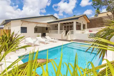 Villa Yuukas with private pool! Central location!
