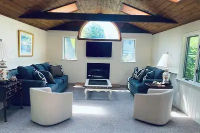 Image de Cape Escape - The perfect home for your getaway. 3 Bedroom, 2 bath - Sleeps 8