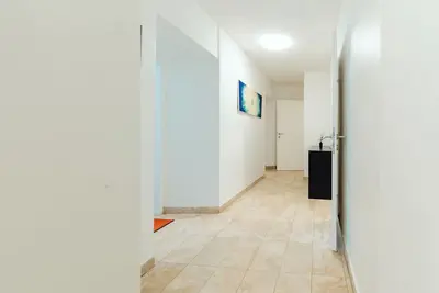 Image de Lilians modern apartment in historical Citycenter