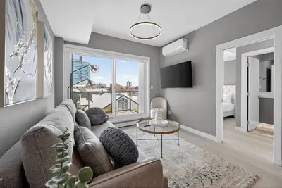 Image de Luxury 2 Bedroom | Min to Stampede | Ug Prk | Ac