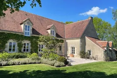 Image de Jolie propriété dans la campagne du Perche avec piscine et grand jardin