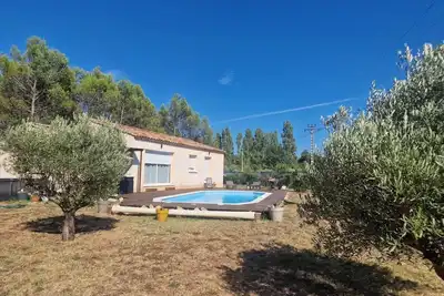 Image de Maison climatisée avec piscine privée, calme absolu