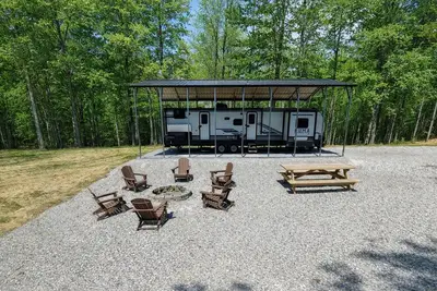 Image de Knotty Acres Lake Cumberland Basecamp