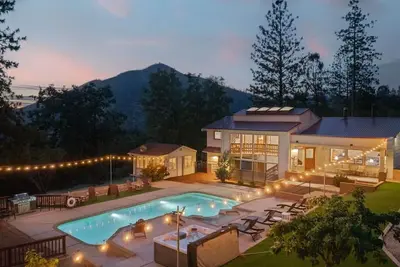 Image de Private Hilltop Cabin Near Yosemite, California