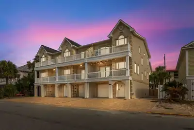Image de Four bedroom  in United States of America, Tybee Island