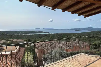 Image de Cozy little villa with sea view in Costa Smeralda