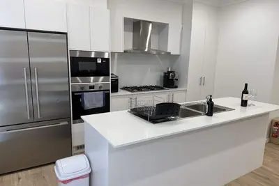 Image de Spacious New Home for 12 Guests