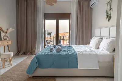 Image de Aegean Nest | 2-Bedroom House with Castle Views
