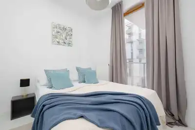 Image de Modern Apartment with Balcony | Parking | Close to Expo Xxi