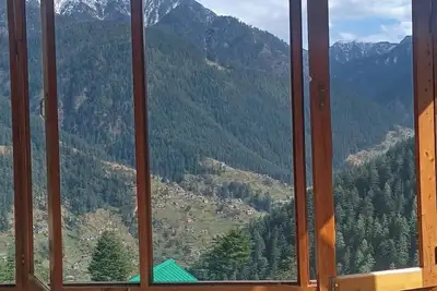 Image de Aum At the Great Himalayan National Park Road, comes the fairytale village Tandi