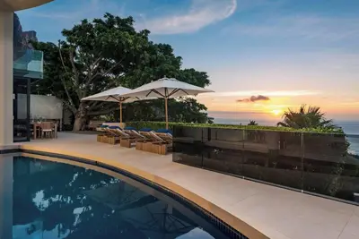 Image de Camps Bay Luxury 5 Star 5 Bed w Gym Villa Majestic