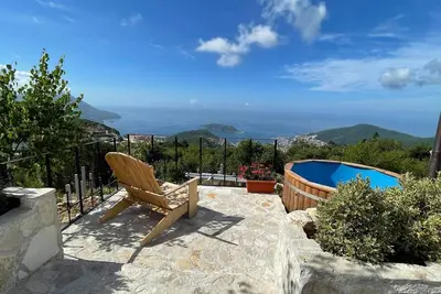 Peaceful luxury with fabulous views.