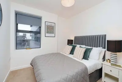 Image de Contemporary one-bedroom residence near Southampton city centre