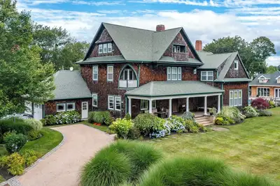 Image de Private Coastal Retreat on 1 Acre Minutes to Narragansett Beach & Boon St Market