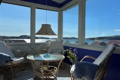 Image de Sea View, Close to Swimming Pier and Sandy Beach