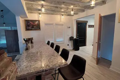 Image de Stylish Stay Near Cws, Zoo & Downtown Fun