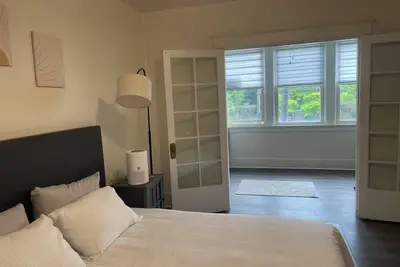 Image de Spacious & Cozy Stay-2 King Beds-Near Downtown & Bakery Square