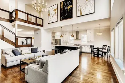Image de Spacious 5-bedroom villa in Heart of Dallas