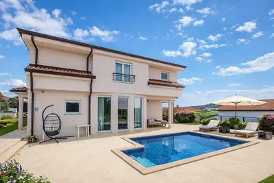 Image de Lovely home in Porec with sauna