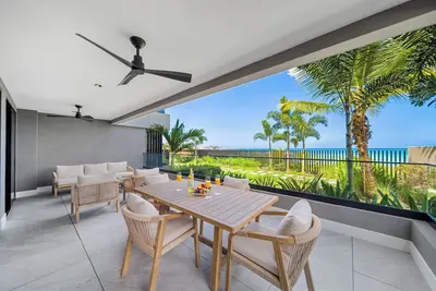 Image de Exceptional Beachfront Condo - Allure 105