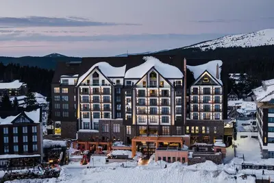 Image de 2 Units | King Balcony Slope | Viceroy Kopaonik