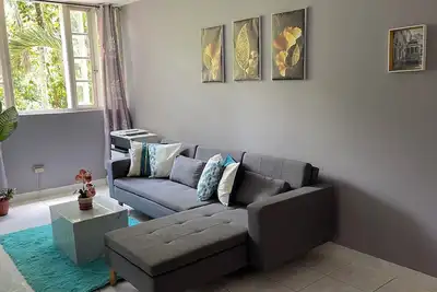 Image de Lovely 1-bedroom apartment in beautiful Golden Meadows  perfect for relaxing