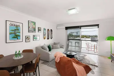 Image de Stylish Bulimba Apartment with City Views