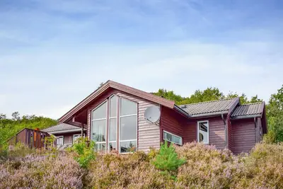 Image de Charmante maison à Nedstrand avec sauna