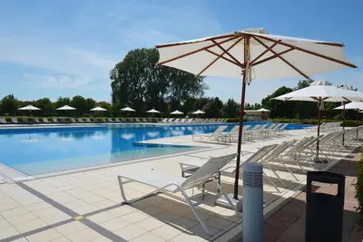 Image de Jesolo Golf Club °swimming pool + golf course°