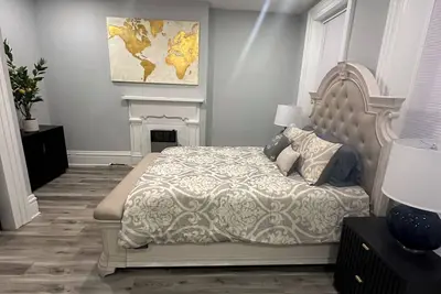 Image de Spacious 3-bedroom townhome in Pittsburgh's famous Northside.