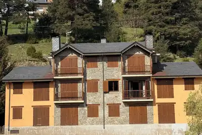 Image de 120 La Molina · Vue panoramique à 5 minutes de la station de ski de La Molina