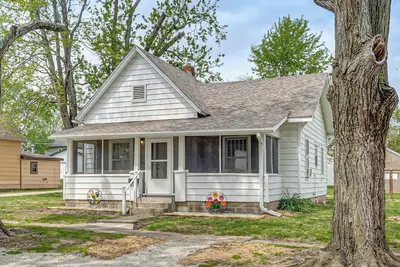 Image de 1 Mi to Park & Lake! Charming Retreat in Sullivan