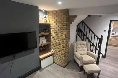 Image de Stylish 2-Bed House, Private Garden & Parking, Close to Rayleigh