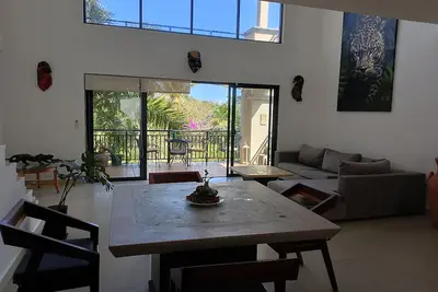 Image de Luxury and Elegance: A Fully Furnished Penthouse in Puerto Aventuras