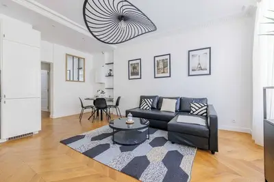 Image de Stylish 2-Bedroom Haven in the Marais