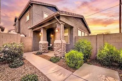 Image de New Build 3br 3ba/ Private Golf-Putt Backyard/Pool