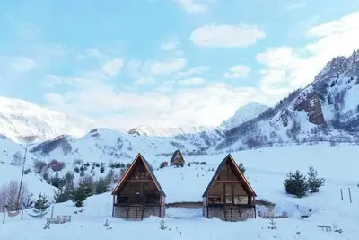 Image de Your Peaceful Retreat in Kazbegi – Chalet with Stunning Views & Warm Charm