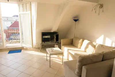Image de 2 minutes' walk to the beach: Kehrwieder maisonette apartment in Warnemünde