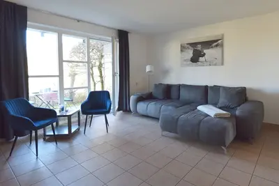 Image de Apartment close to the beach up to max. 4 pers. directly on the dike in Zingst | terrace | Wlan