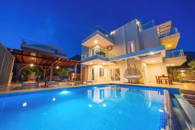 Image de Spacious 5bedroom capacity villa in charming Antalya Kalkan perfect for families