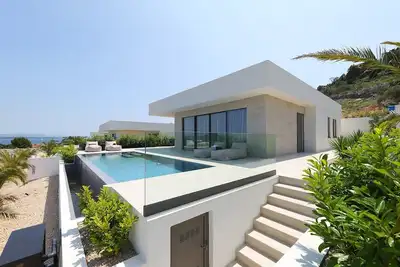 Image de Villa D8 with private pool 1 km from sea