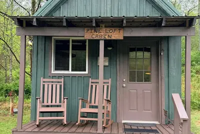 Image de Buck Hill Campground Pine Loft Camping Cabin