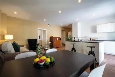 Image de Central 80-sqm-city-apartment (no. 4) for 4 pers.