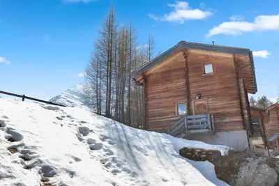 Image de Magnifique chalet au calme et en pleine nature