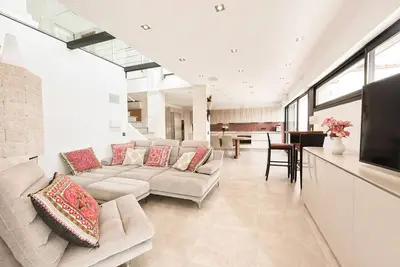 Escapade Ultime avec Piscine, Jacuzzi & Gym