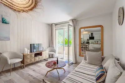 Le Cadran - Avec parking privé, 15min de la plage